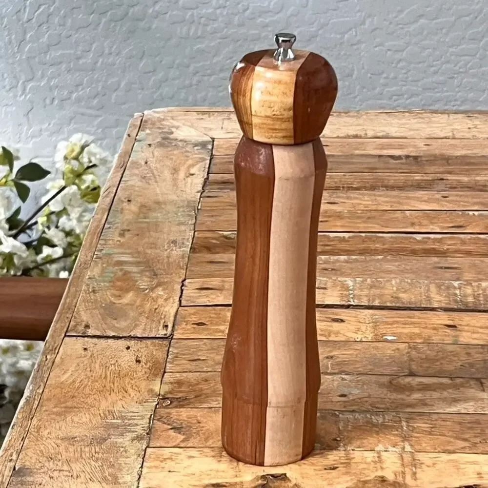 Wooden Salt or Pepper Mill Grinder 11
